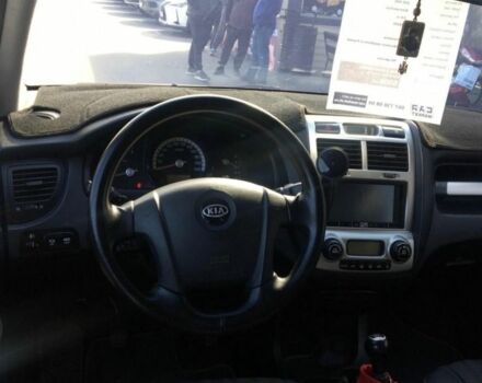 Серый Киа Sportage, объемом двигателя 2 л и пробегом 235 тыс. км за 7000 $, фото 5 на Automoto.ua