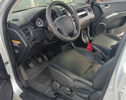 Серый Киа Sportage, объемом двигателя 2 л и пробегом 184 тыс. км за 8150 $, фото 5 на Automoto.ua
