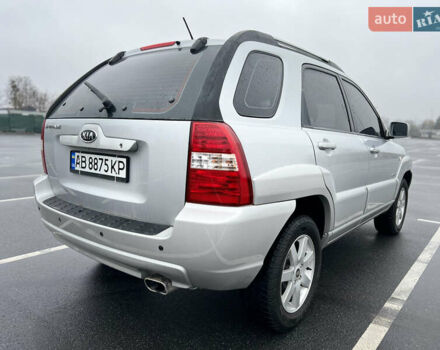 Серый Киа Sportage, объемом двигателя 2 л и пробегом 218 тыс. км за 8500 $, фото 10 на Automoto.ua