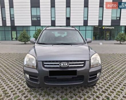 Серый Киа Sportage, объемом двигателя 2 л и пробегом 295 тыс. км за 8500 $, фото 4 на Automoto.ua