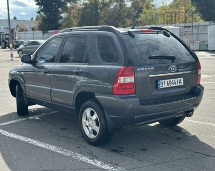 Серый Киа Sportage, объемом двигателя 2 л и пробегом 250 тыс. км за 7500 $, фото 4 на Automoto.ua