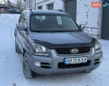 Серый Киа Sportage, объемом двигателя 2 л и пробегом 235 тыс. км за 6999 $, фото 2 на Automoto.ua