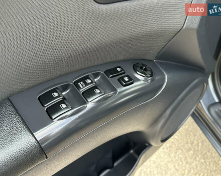 Серый Киа Sportage, объемом двигателя 2 л и пробегом 167 тыс. км за 7600 $, фото 15 на Automoto.ua