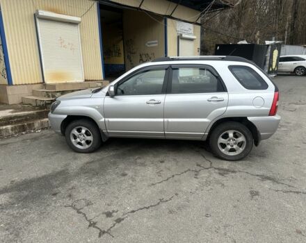 Сірий Кіа Sportage, об'ємом двигуна 2 л та пробігом 124 тис. км за 8300 $, фото 6 на Automoto.ua