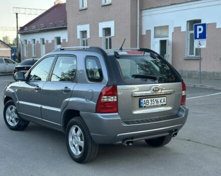 Серый Киа Sportage, объемом двигателя 2 л и пробегом 236 тыс. км за 8200 $, фото 5 на Automoto.ua