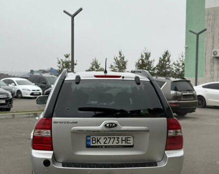 Серый Киа Sportage, объемом двигателя 2 л и пробегом 268 тыс. км за 7000 $, фото 5 на Automoto.ua