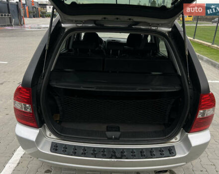 Серый Киа Sportage, объемом двигателя 1.99 л и пробегом 230 тыс. км за 8000 $, фото 21 на Automoto.ua