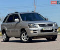 Серый Киа Sportage, объемом двигателя 2 л и пробегом 208 тыс. км за 6999 $, фото 2 на Automoto.ua