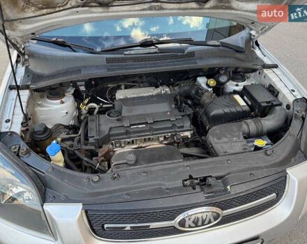 Серый Киа Sportage, объемом двигателя 2 л и пробегом 208 тыс. км за 6999 $, фото 30 на Automoto.ua