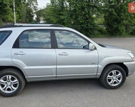 Кіа Sportage 2008 у Шостке на Automoto.ua Сірий Кіа Sportage, об'ємом двигуна 2 л та пробігом 180 тис. км за 8500 $, фото 3 на Automoto.ua