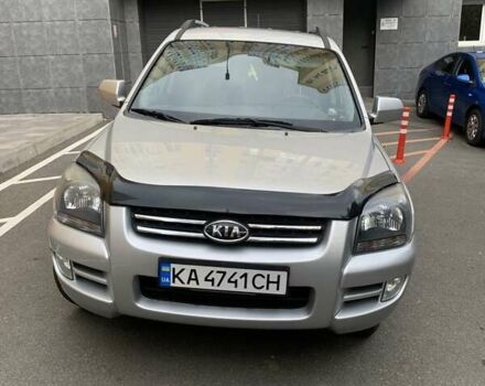 Серый Киа Sportage, объемом двигателя 2 л и пробегом 219 тыс. км за 7800 $, фото 1 на Automoto.ua