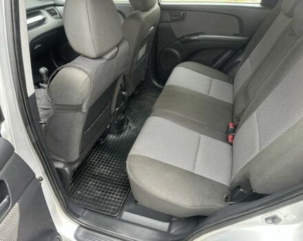 Сірий Кіа Sportage, об'ємом двигуна 2 л та пробігом 124 тис. км за 8300 $, фото 10 на Automoto.ua