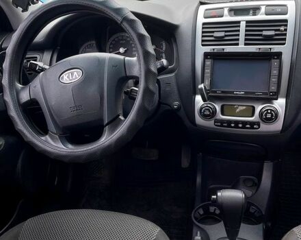 Кіа Sportage 2008 у Харкові на Automoto.ua Сірий Кіа Sportage, об'ємом двигуна 2 л та пробігом 152 тис. км за 8200 $, фото 6 на Automoto.ua