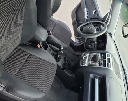 Кіа Sportage 2008 у Шостке на Automoto.ua Сірий Кіа Sportage, об'ємом двигуна 2 л та пробігом 180 тис. км за 8500 $, фото 17 на Automoto.ua