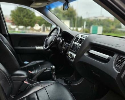 Серый Киа Sportage, объемом двигателя 1.98 л и пробегом 113 тыс. км за 8500 $, фото 10 на Automoto.ua