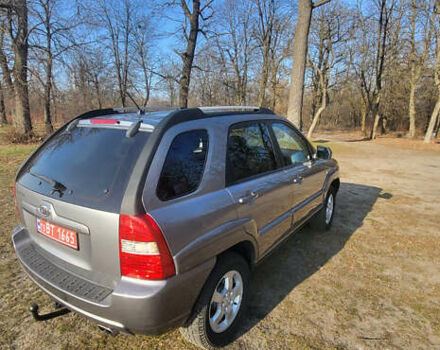 Сірий Кіа Sportage, об'ємом двигуна 2 л та пробігом 199 тис. км за 8690 $, фото 23 на Automoto.ua