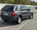 Серый Киа Sportage, объемом двигателя 2 л и пробегом 250 тыс. км за 7500 $, фото 3 на Automoto.ua