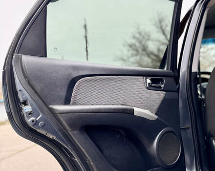 Серый Киа Sportage, объемом двигателя 2.7 л и пробегом 281 тыс. км за 7800 $, фото 25 на Automoto.ua