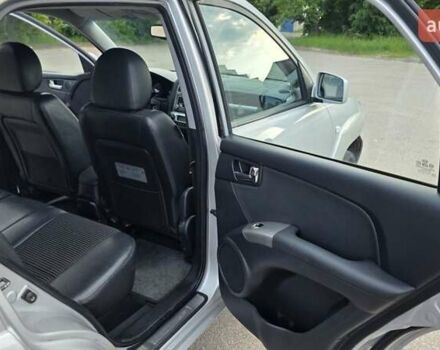 Кіа Sportage 2008 у Шостке на Automoto.ua Сірий Кіа Sportage, об'ємом двигуна 2 л та пробігом 180 тис. км за 8500 $, фото 12 на Automoto.ua