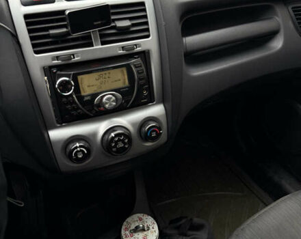 Серый Киа Sportage, объемом двигателя 2 л и пробегом 268 тыс. км за 7000 $, фото 12 на Automoto.ua