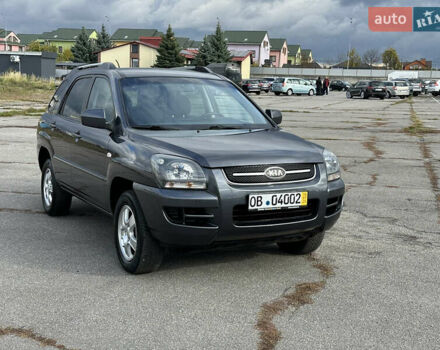 Серый Киа Sportage, объемом двигателя 2 л и пробегом 167 тыс. км за 7600 $, фото 1 на Automoto.ua
