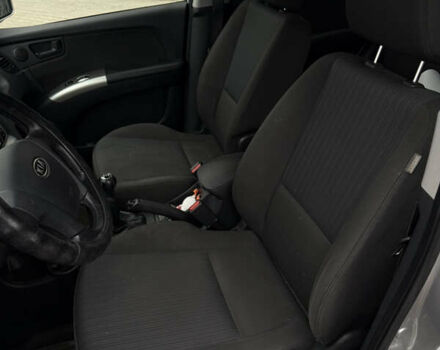 Серый Киа Sportage, объемом двигателя 2 л и пробегом 268 тыс. км за 7000 $, фото 13 на Automoto.ua