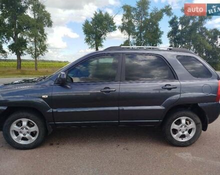 Серый Киа Sportage, объемом двигателя 2 л и пробегом 217 тыс. км за 7400 $, фото 10 на Automoto.ua