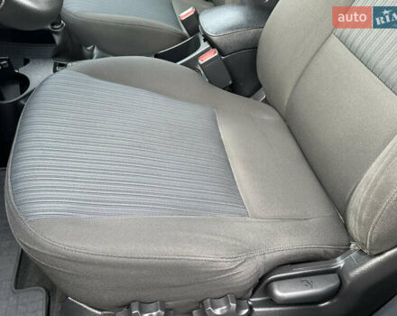 Серый Киа Sportage, объемом двигателя 2 л и пробегом 167 тыс. км за 7600 $, фото 17 на Automoto.ua