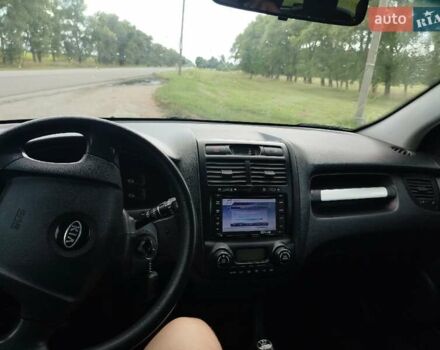 Серый Киа Sportage, объемом двигателя 2 л и пробегом 217 тыс. км за 7400 $, фото 3 на Automoto.ua