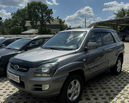 Серый Киа Sportage, объемом двигателя 1.98 л и пробегом 269 тыс. км за 8000 $, фото 4 на Automoto.ua