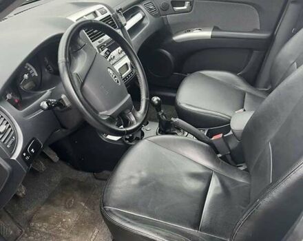 Серый Киа Sportage, объемом двигателя 1.98 л и пробегом 183 тыс. км за 8000 $, фото 15 на Automoto.ua