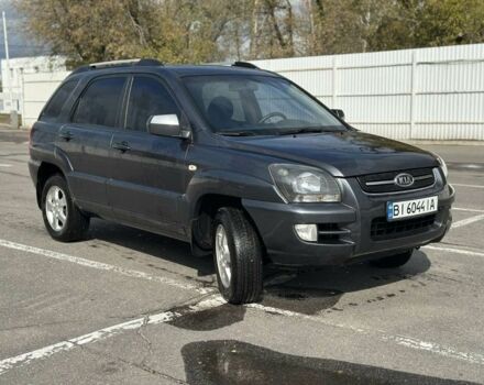 Серый Киа Sportage, объемом двигателя 2 л и пробегом 250 тыс. км за 7500 $, фото 2 на Automoto.ua