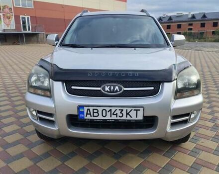 Серый Киа Sportage, объемом двигателя 2 л и пробегом 156 тыс. км за 8400 $, фото 6 на Automoto.ua