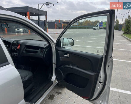 Серый Киа Sportage, объемом двигателя 1.99 л и пробегом 230 тыс. км за 8000 $, фото 20 на Automoto.ua