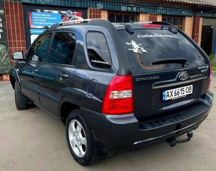 Кіа Sportage 2008 у Харкові на Automoto.ua Сірий Кіа Sportage, об'ємом двигуна 2 л та пробігом 152 тис. км за 8200 $, фото 7 на Automoto.ua