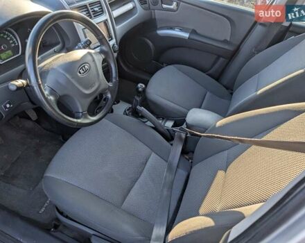 Сірий Кіа Sportage, об'ємом двигуна 2 л та пробігом 192 тис. км за 8450 $, фото 28 на Automoto.ua