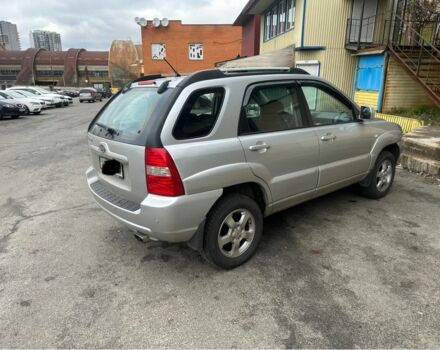 Сірий Кіа Sportage, об'ємом двигуна 2 л та пробігом 124 тис. км за 8300 $, фото 3 на Automoto.ua