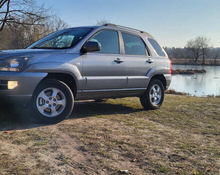 Сірий Кіа Sportage, об'ємом двигуна 2 л та пробігом 199 тис. км за 8690 $, фото 25 на Automoto.ua