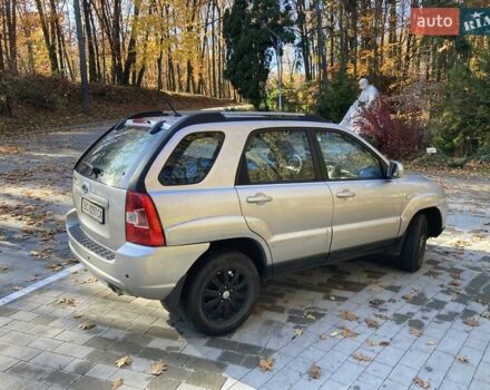 Серый Киа Sportage, объемом двигателя 2 л и пробегом 118 тыс. км за 7800 $, фото 2 на Automoto.ua