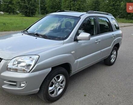 Кіа Sportage 2008 у Шостке на Automoto.ua Сірий Кіа Sportage, об'ємом двигуна 2 л та пробігом 180 тис. км за 8500 $, фото 1 на Automoto.ua