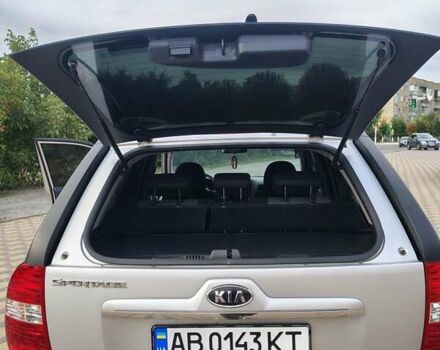Серый Киа Sportage, объемом двигателя 2 л и пробегом 156 тыс. км за 8400 $, фото 2 на Automoto.ua