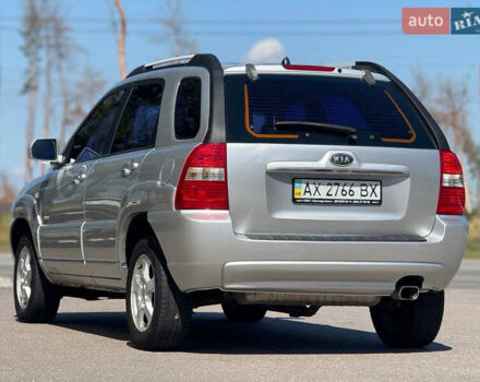 Серый Киа Sportage, объемом двигателя 2 л и пробегом 208 тыс. км за 6999 $, фото 33 на Automoto.ua