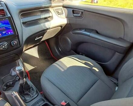 Серый Киа Sportage, объемом двигателя 1.98 л и пробегом 223 тыс. км за 8200 $, фото 8 на Automoto.ua