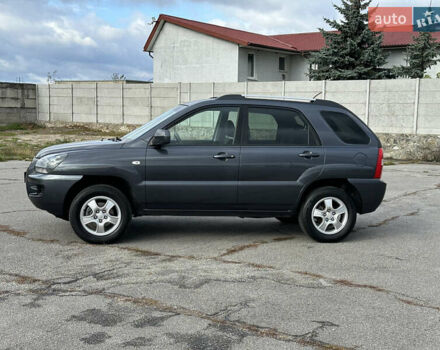 Серый Киа Sportage, объемом двигателя 2 л и пробегом 167 тыс. км за 7600 $, фото 6 на Automoto.ua