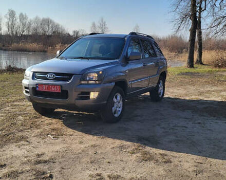 Сірий Кіа Sportage, об'ємом двигуна 2 л та пробігом 199 тис. км за 8690 $, фото 11 на Automoto.ua