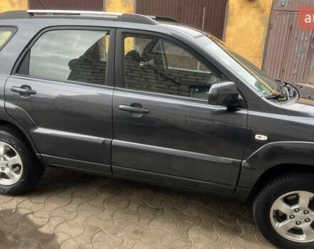 Сірий Кіа Sportage, об'ємом двигуна 1.99 л та пробігом 196 тис. км за 8200 $, фото 2 на Automoto.ua