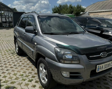 Серый Киа Sportage, объемом двигателя 1.98 л и пробегом 269 тыс. км за 8000 $, фото 1 на Automoto.ua