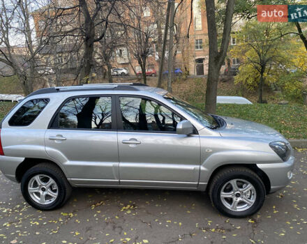 Серый Киа Sportage, объемом двигателя 2 л и пробегом 171 тыс. км за 7850 $, фото 6 на Automoto.ua