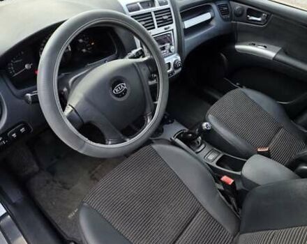 Кіа Sportage 2008 у Шостке на Automoto.ua Сірий Кіа Sportage, об'ємом двигуна 2 л та пробігом 180 тис. км за 8500 $, фото 24 на Automoto.ua
