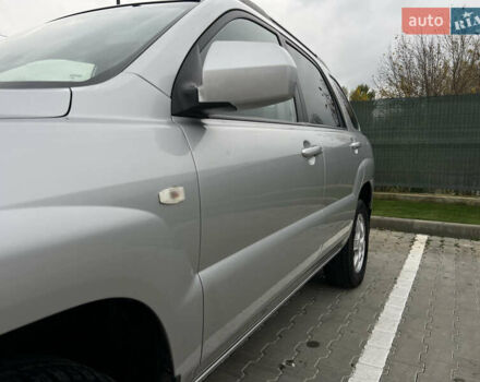 Серый Киа Sportage, объемом двигателя 1.99 л и пробегом 230 тыс. км за 8000 $, фото 26 на Automoto.ua